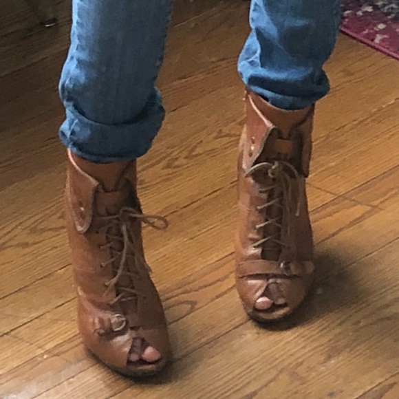 Truvio leather open toed booties - Picture 2 of 5